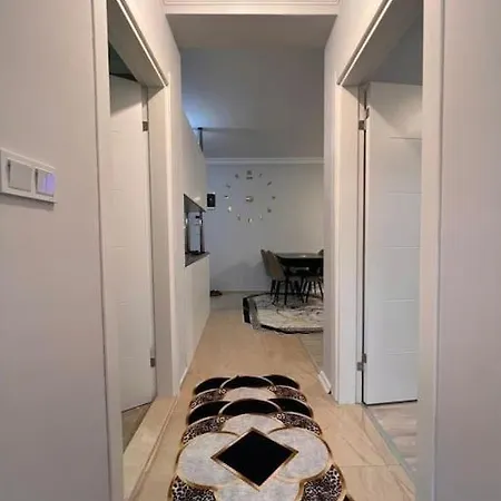 2 Bedroom Unit Location 4bed View アパート